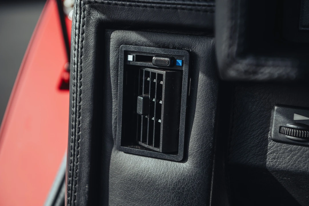 1989 Lamborghini Countach 25th Anniversary Edition - Image 19 of 31