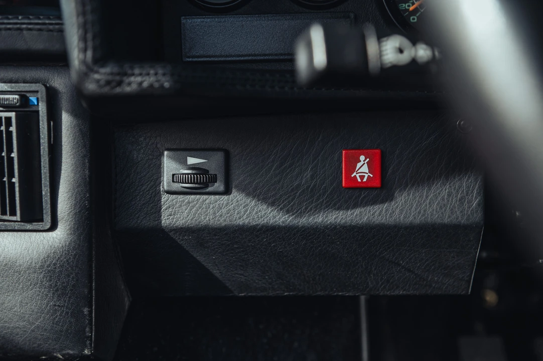 1989 Lamborghini Countach 25th Anniversary Edition - Image 20 of 31