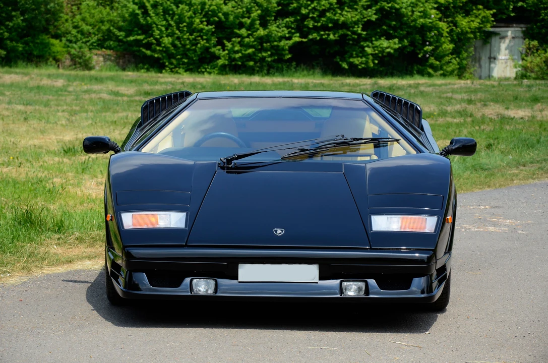 1989 Lamborghini Countach 25th Anniversary Edition - Image 23 of 30