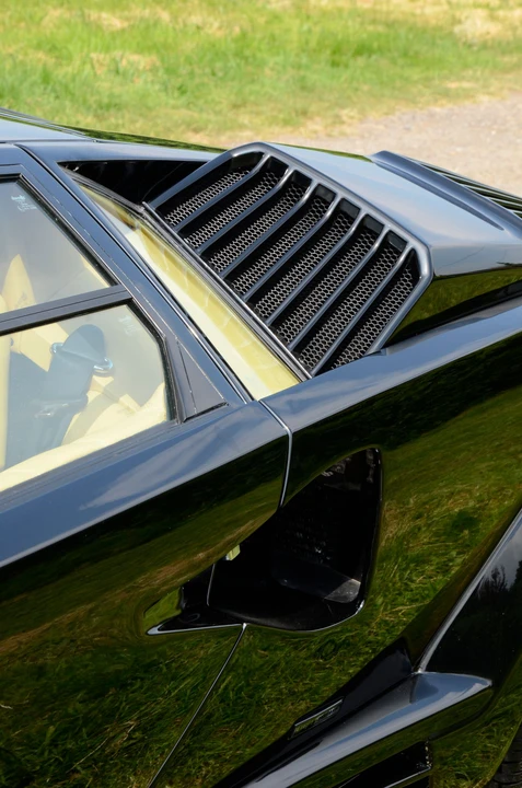 1989 Lamborghini Countach 25th Anniversary Edition - Image 5 of 30