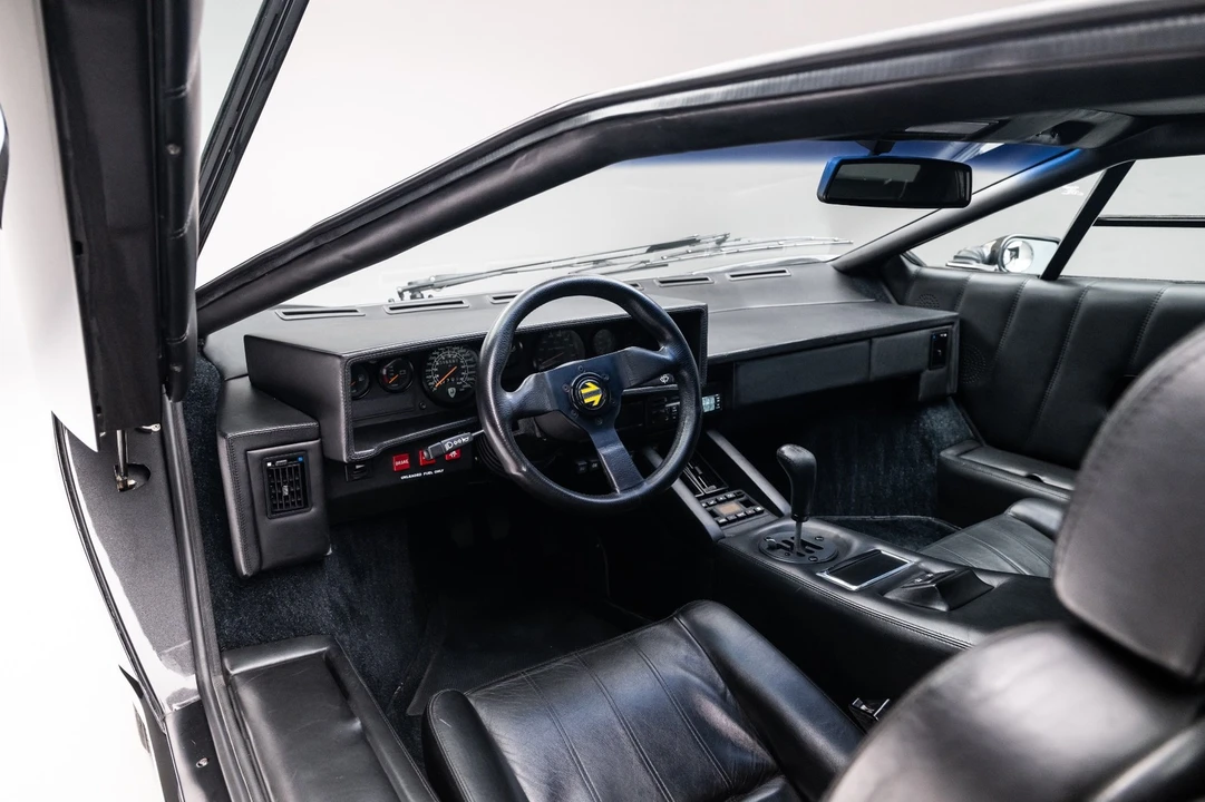 1989 Lamborghini Countach 25th Anniversary Edition - Image 17 of 31