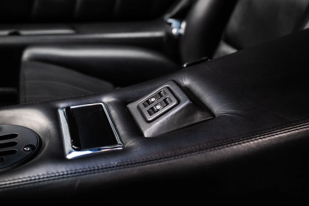 1989 Lamborghini Countach 25th Anniversary Edition - Image 25 of 31