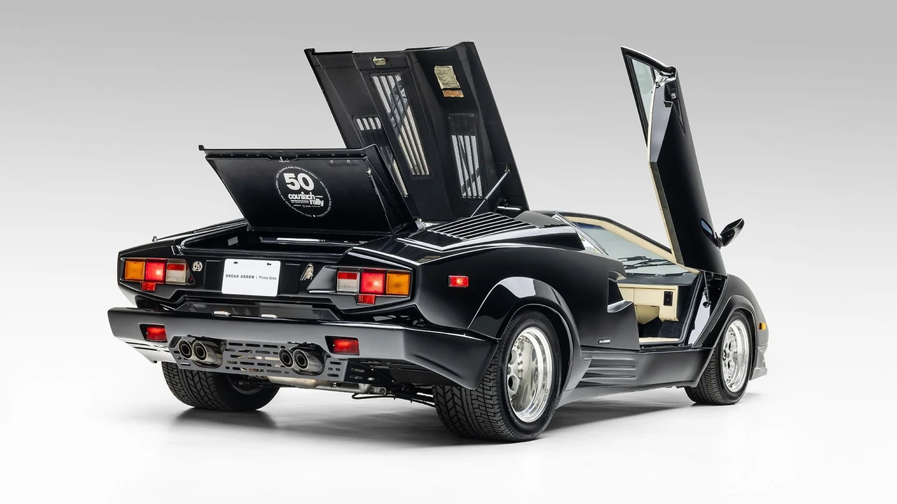 1989 Lamborghini Countach 25th Anniversary Edition - Image 22 of 31