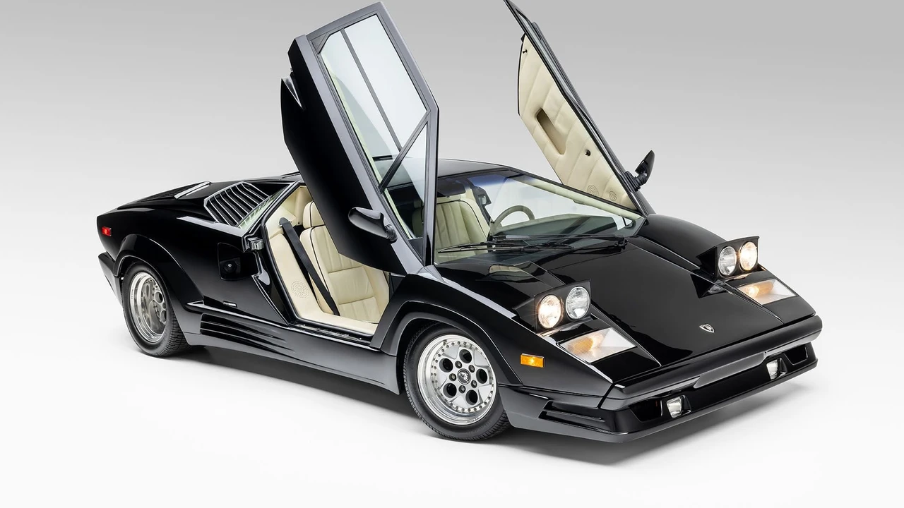 1989 Lamborghini Countach 25th Anniversary Edition - Image 18 of 31