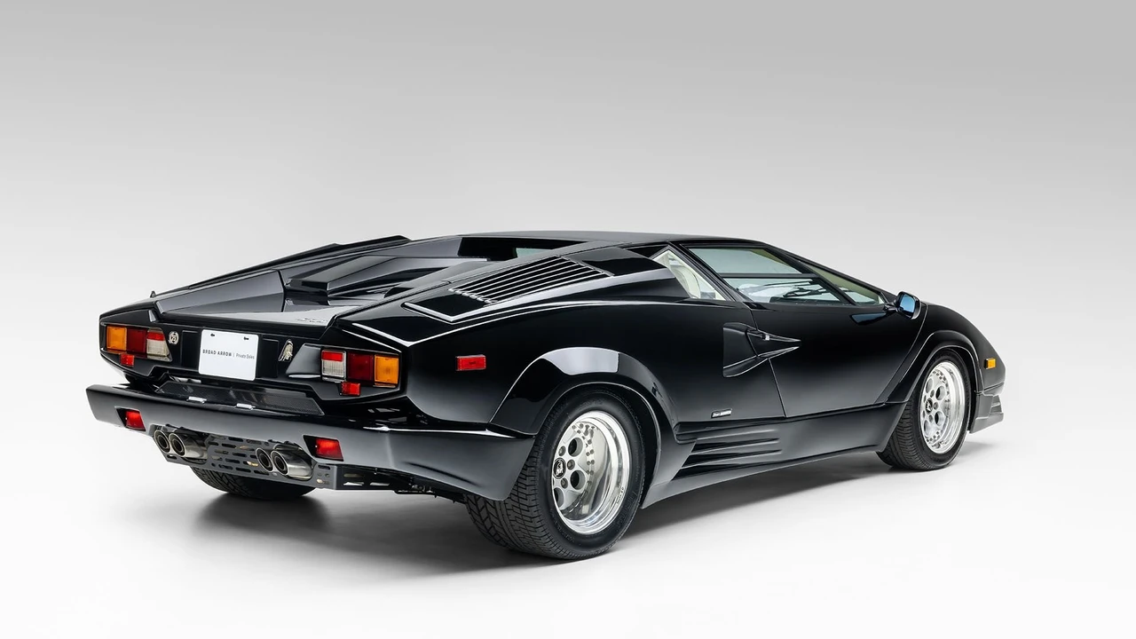 1989 Lamborghini Countach 25th Anniversary Edition - Image 16 of 31
