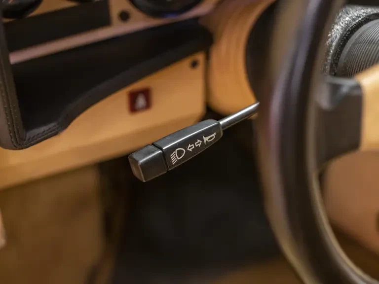 1989 Lamborghini Countach 25th Anniversary Edition - Image 25 of 31