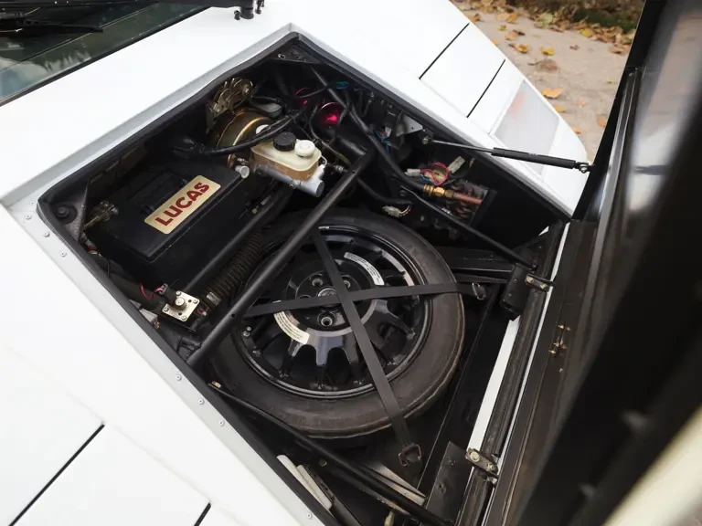 1989 Lamborghini Countach 25th Anniversary Edition - Image 28 of 31