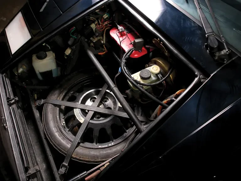 1989 Lamborghini Countach 25th Anniversary Edition - Image 26 of 29