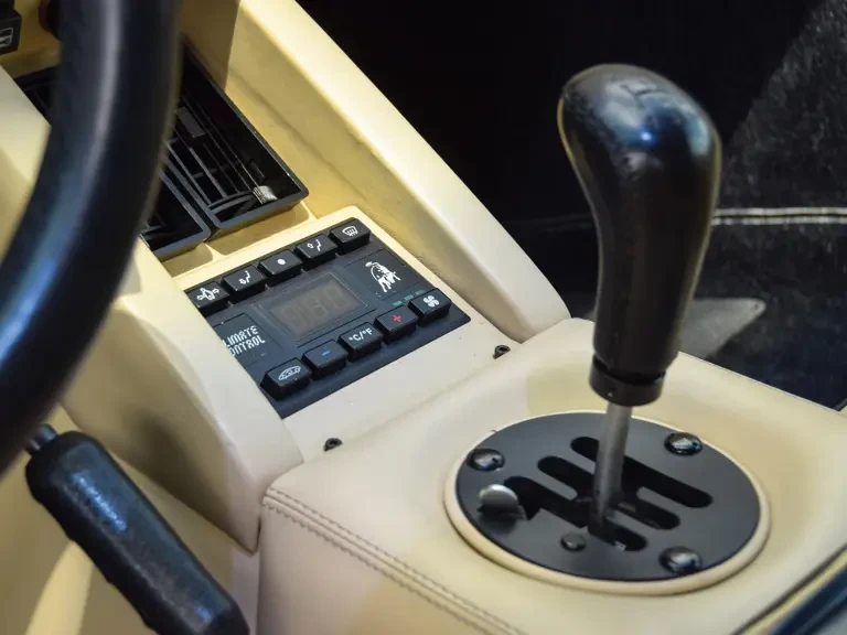 1989 Lamborghini Countach 25th Anniversary Edition - Image 15 of 23