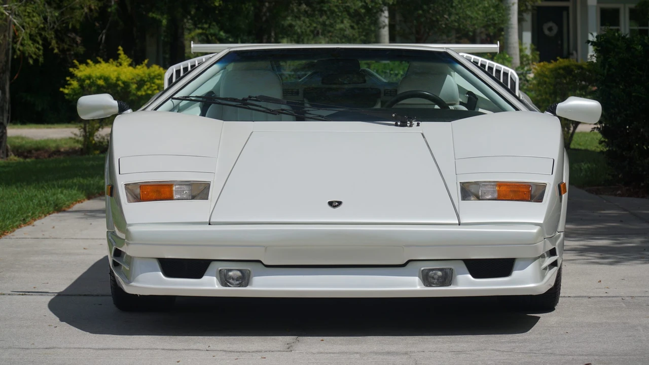 1989 Lamborghini Countach 25th Anniversary Edition - Image 25 of 31
