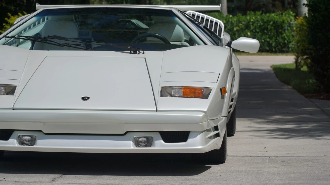 1989 Lamborghini Countach 25th Anniversary Edition - Image 27 of 31