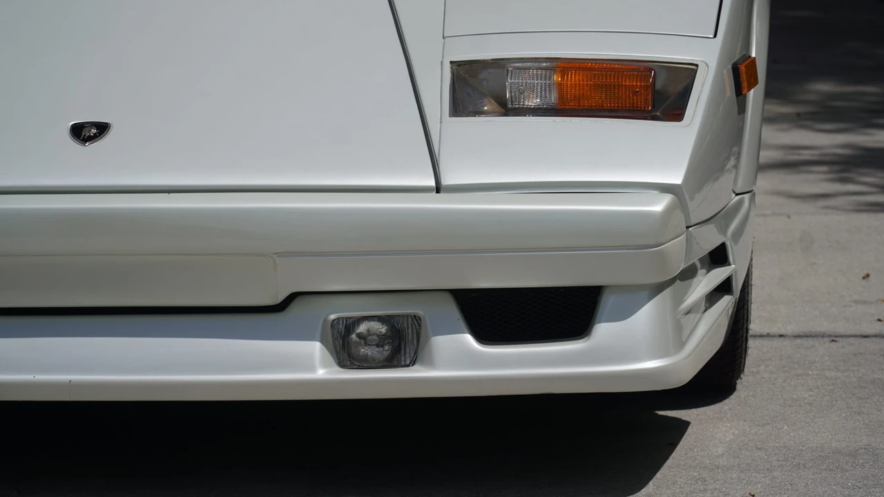 1989 Lamborghini Countach 25th Anniversary Edition - Image 29 of 31