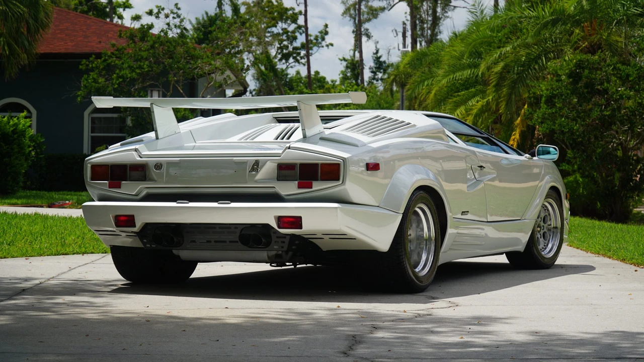 1989 Lamborghini Countach 25th Anniversary Edition - Image 10 of 31