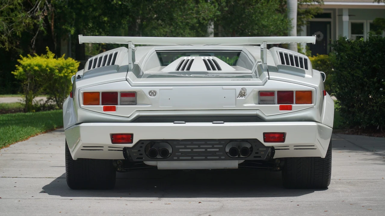 1989 Lamborghini Countach 25th Anniversary Edition - Image 9 of 31