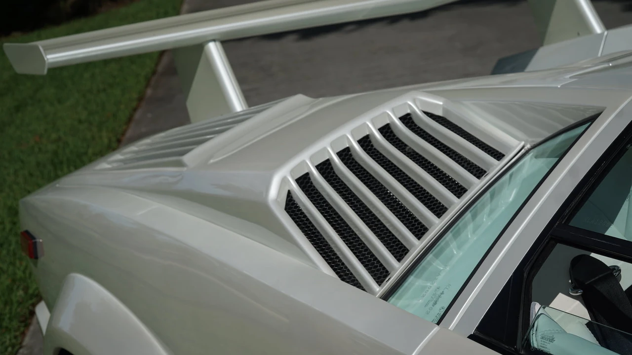1989 Lamborghini Countach 25th Anniversary Edition - Image 9 of 24
