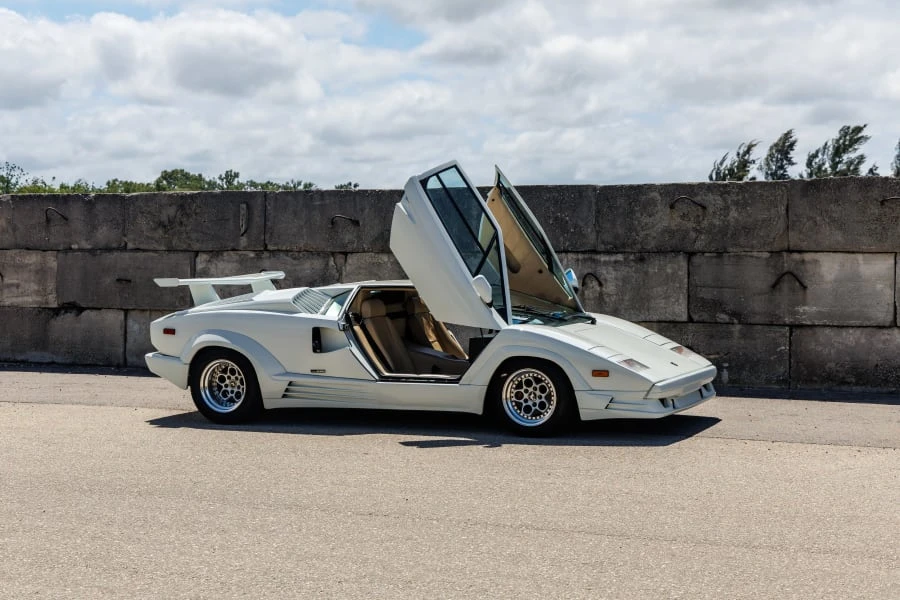 1989 Lamborghini Countach 25th Anniversary Edition - Image 26 of 31