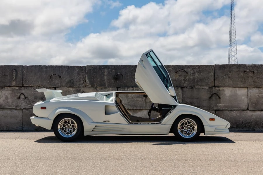 1989 Lamborghini Countach 25th Anniversary Edition - Image 25 of 31