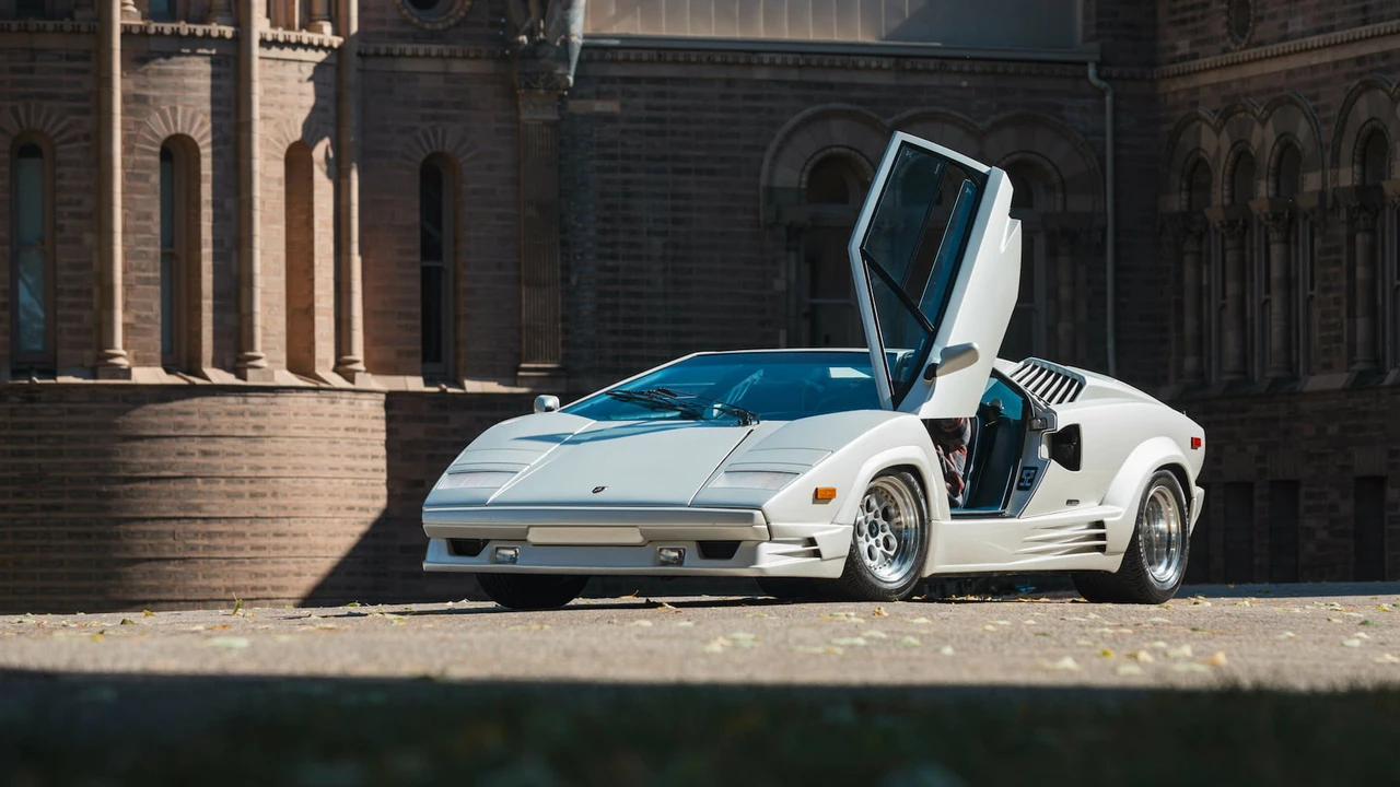 1989 Lamborghini Countach 25th Anniversary Edition - Image 16 of 31