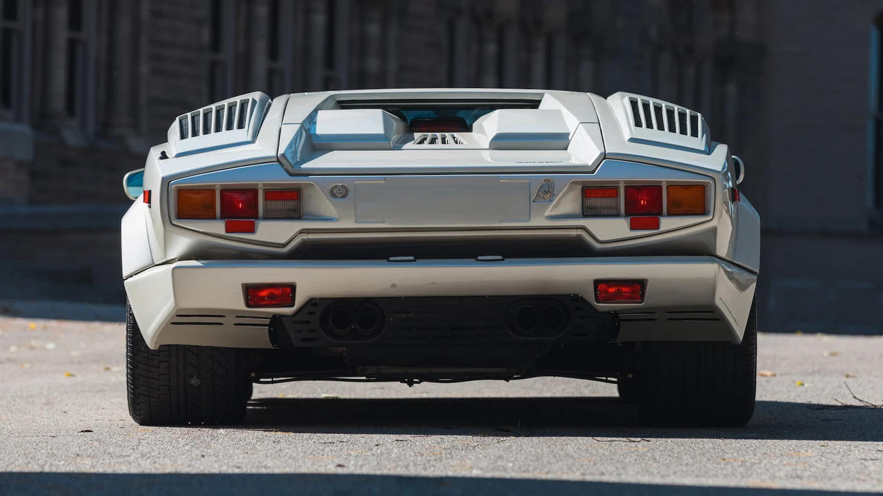 1989 Lamborghini Countach 25th Anniversary Edition - Image 18 of 31
