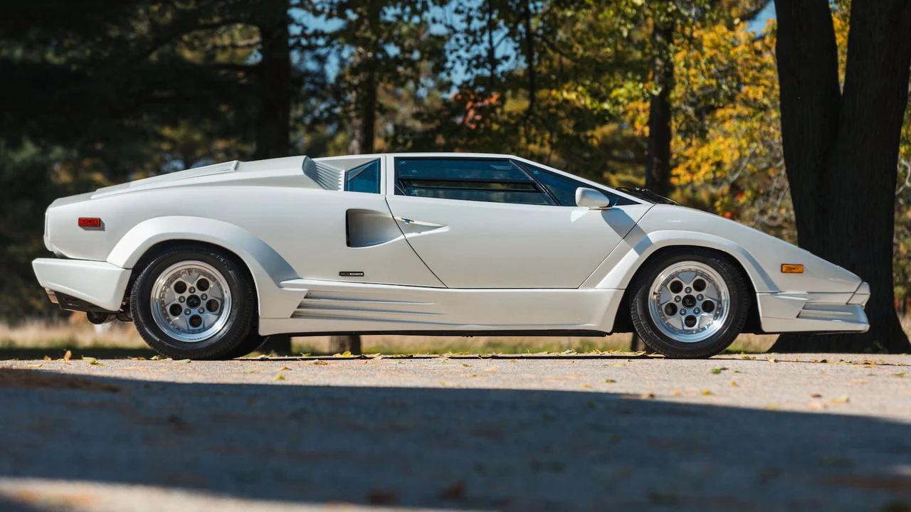 1989 Lamborghini Countach 25th Anniversary Edition - Image 2 of 31