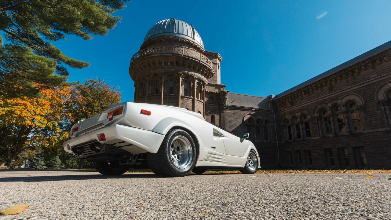 1989 Lamborghini Countach 25th Anniversary Edition - Image 21 of 31