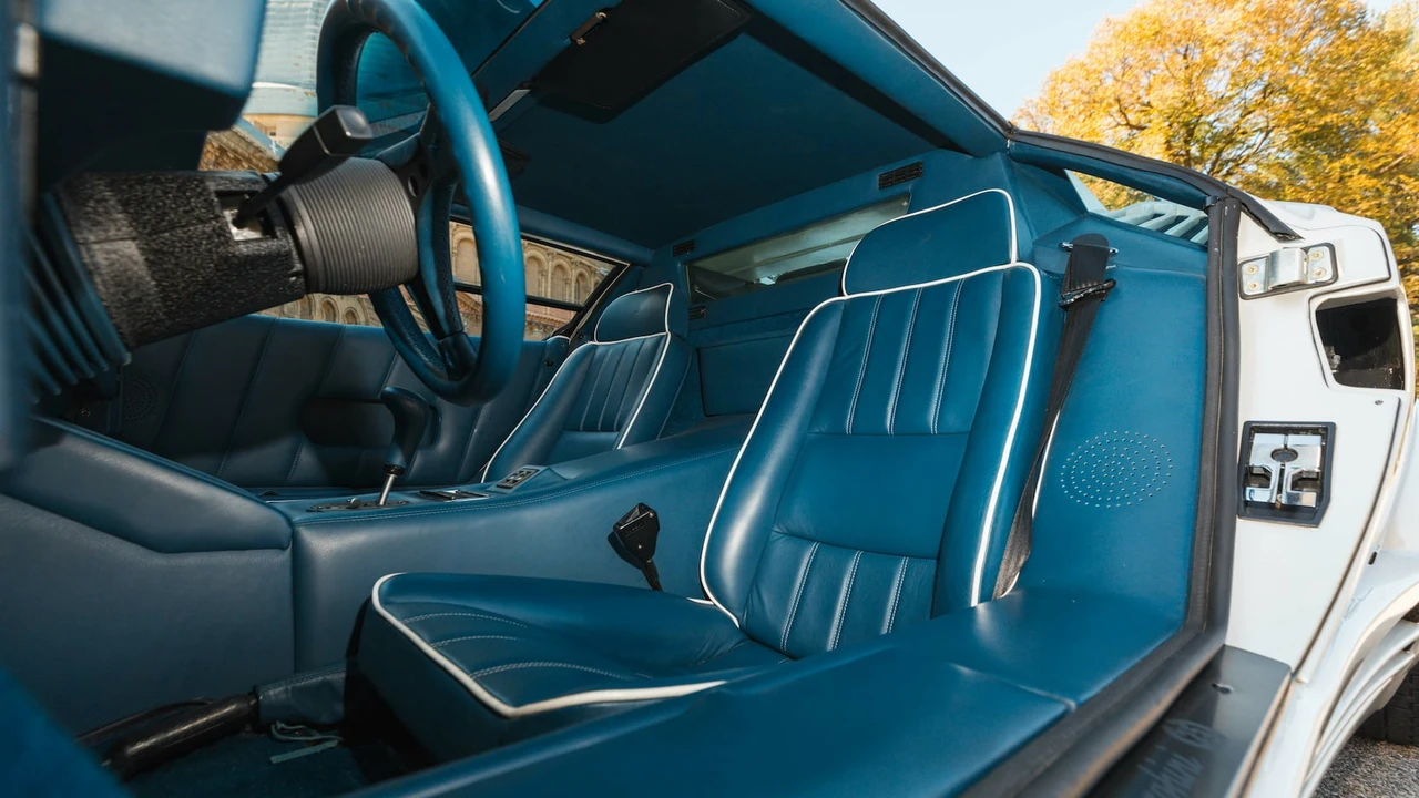 1989 Lamborghini Countach 25th Anniversary Edition - Image 22 of 31
