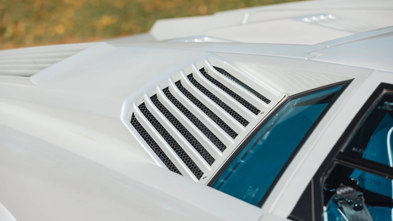 1989 Lamborghini Countach 25th Anniversary Edition - Image 30 of 31