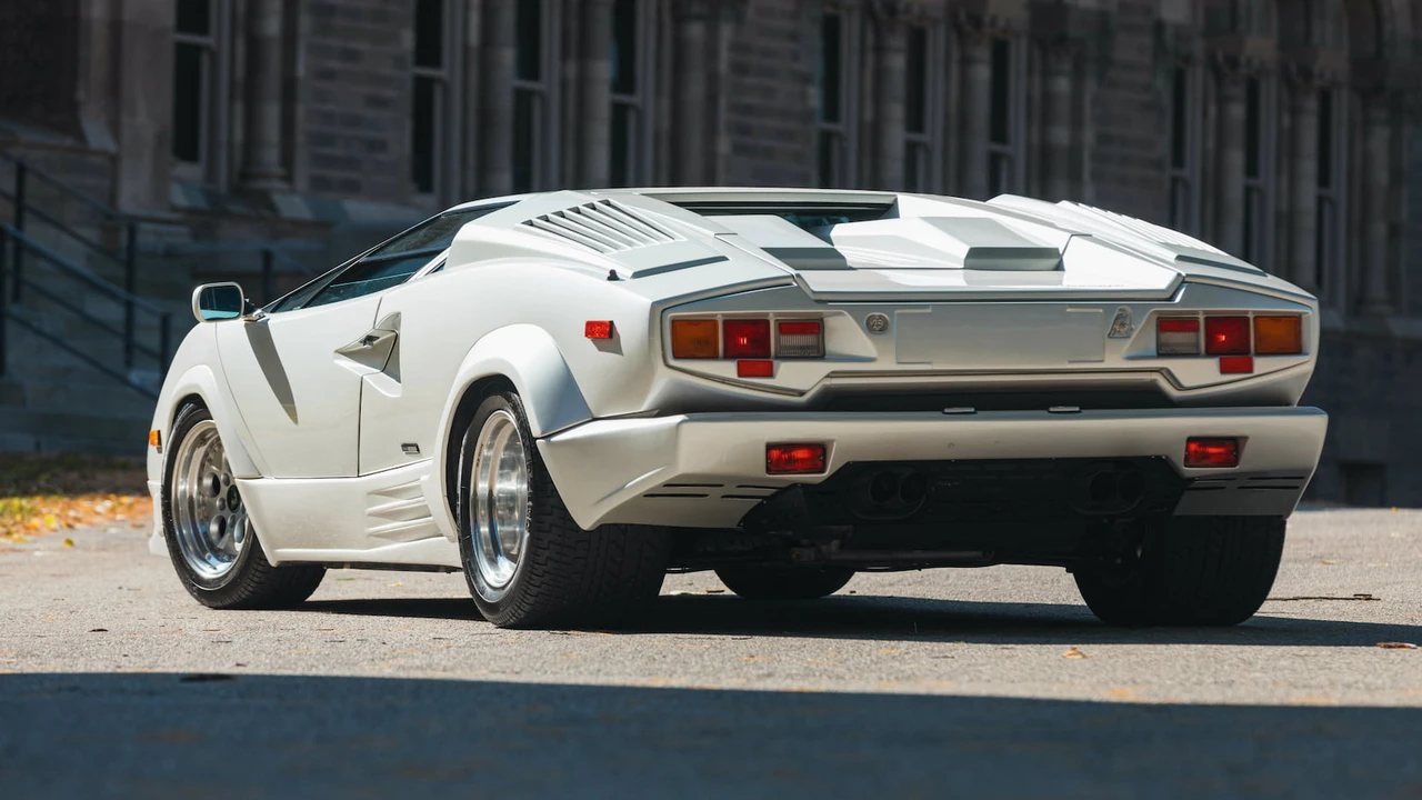 1989 Lamborghini Countach 25th Anniversary Edition - Image 31 of 31