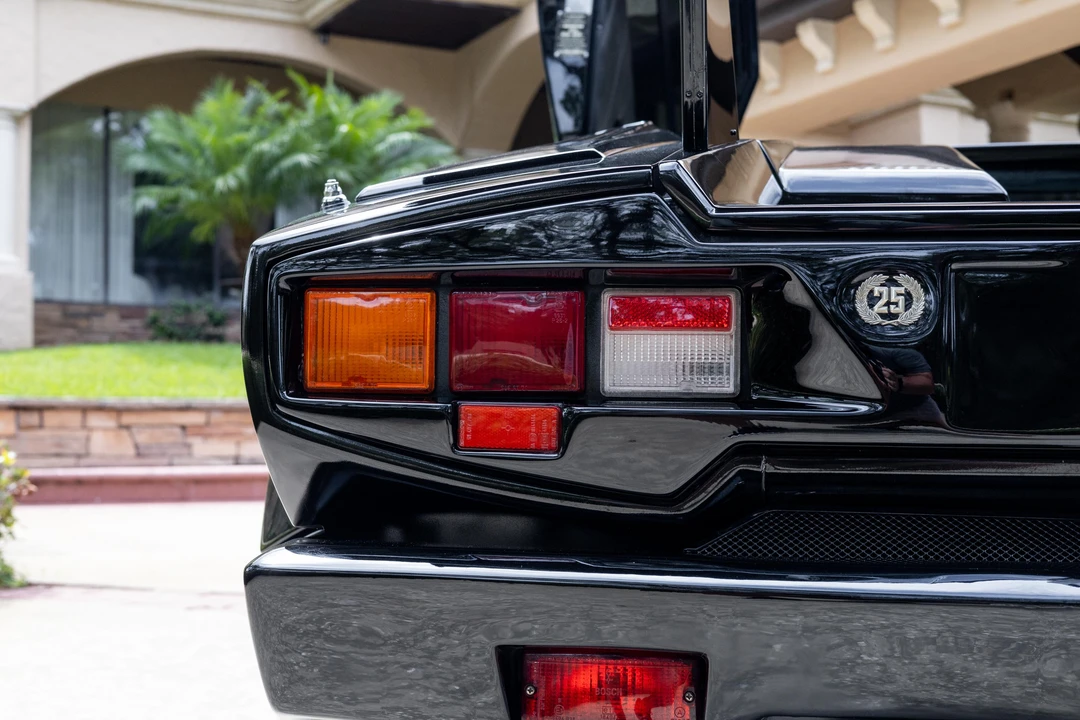 1989 Lamborghini Countach 25th Anniversary Edition - Image 26 of 31