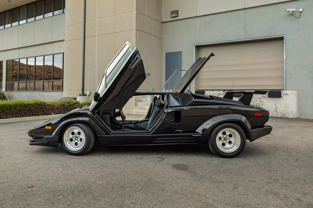 1989 Lamborghini Countach 25th Anniversary Edition - Image 31 of 31