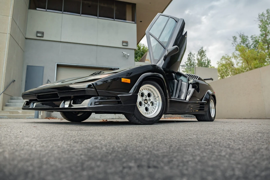 1989 Lamborghini Countach 25th Anniversary Edition - Image 30 of 31