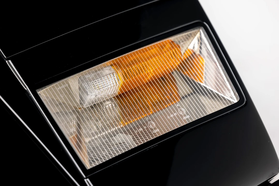 1989 Lamborghini Countach 25th Anniversary Edition - Image 28 of 31