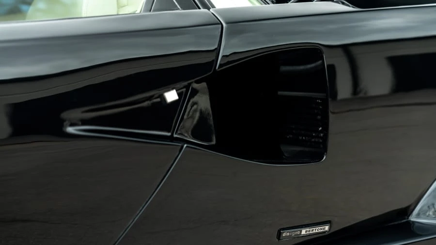 1989 Lamborghini Countach 25th Anniversary Edition - Image 24 of 31
