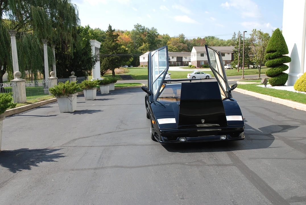 1989 Lamborghini Countach 25th Anniversary Edition - Image 23 of 31