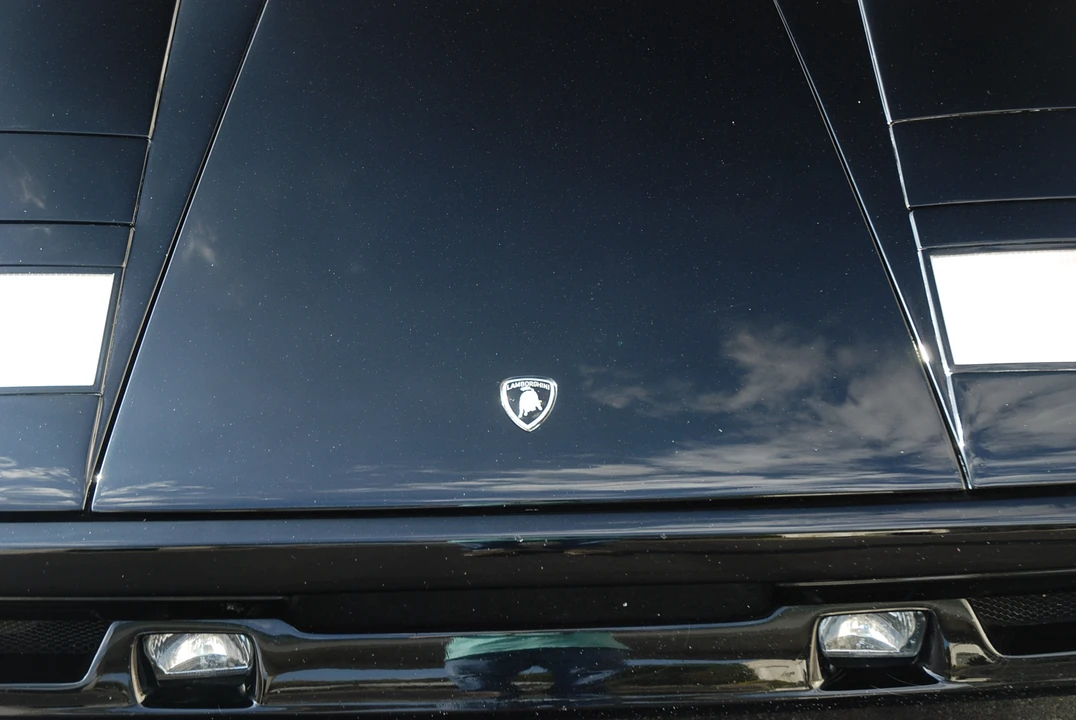 1989 Lamborghini Countach 25th Anniversary Edition - Image 28 of 31