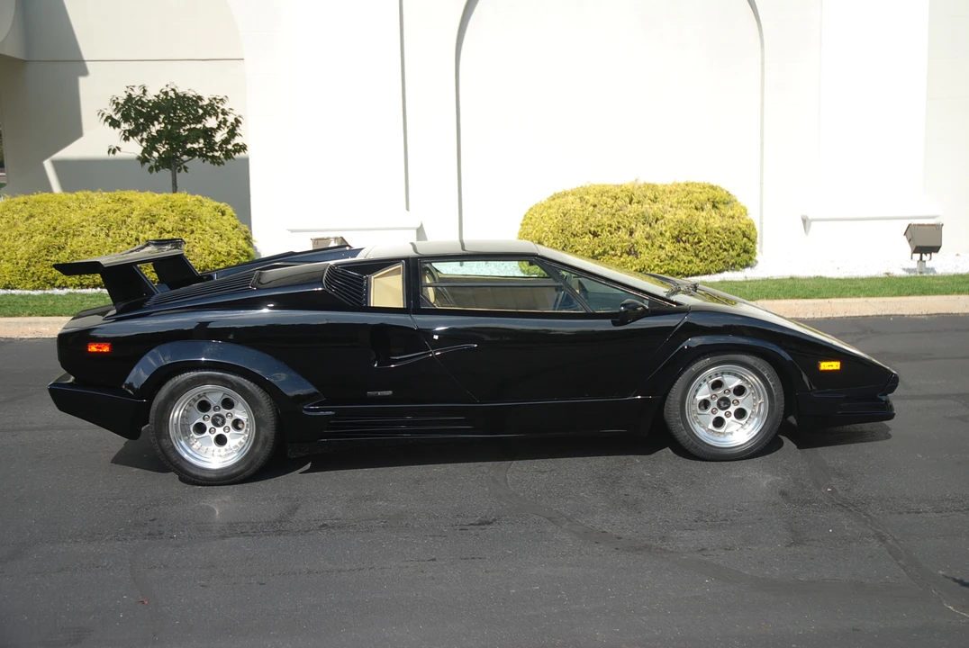 1989 Lamborghini Countach 25th Anniversary Edition - Image 8 of 31
