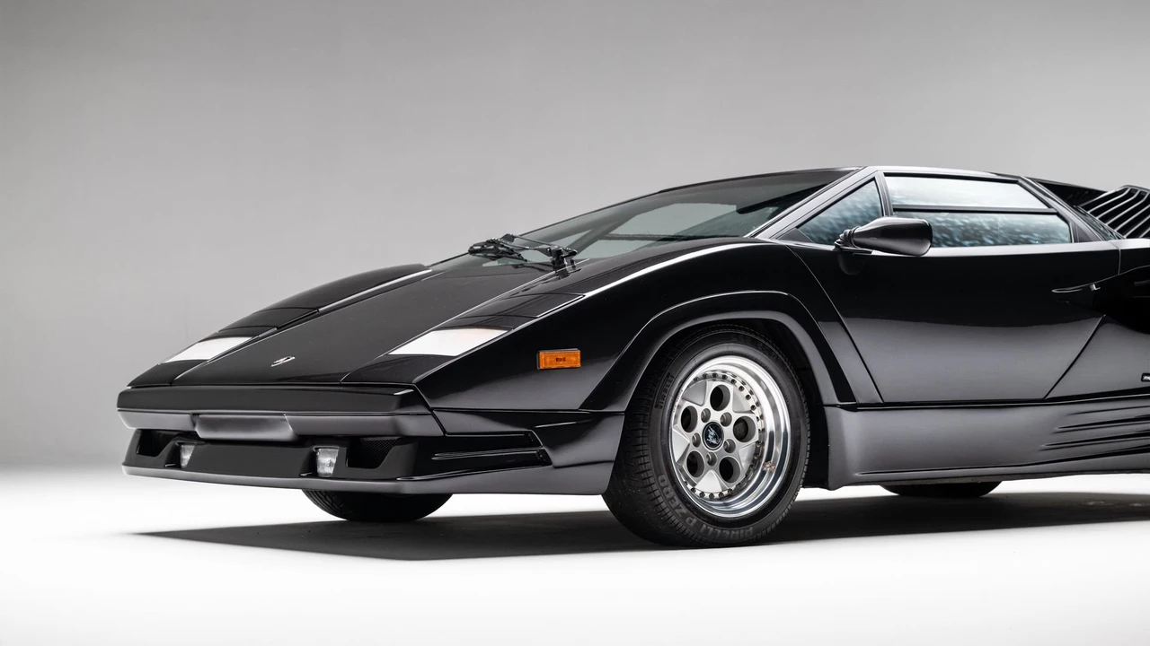 1989 Lamborghini Countach 25th Anniversary Edition - Image 13 of 31
