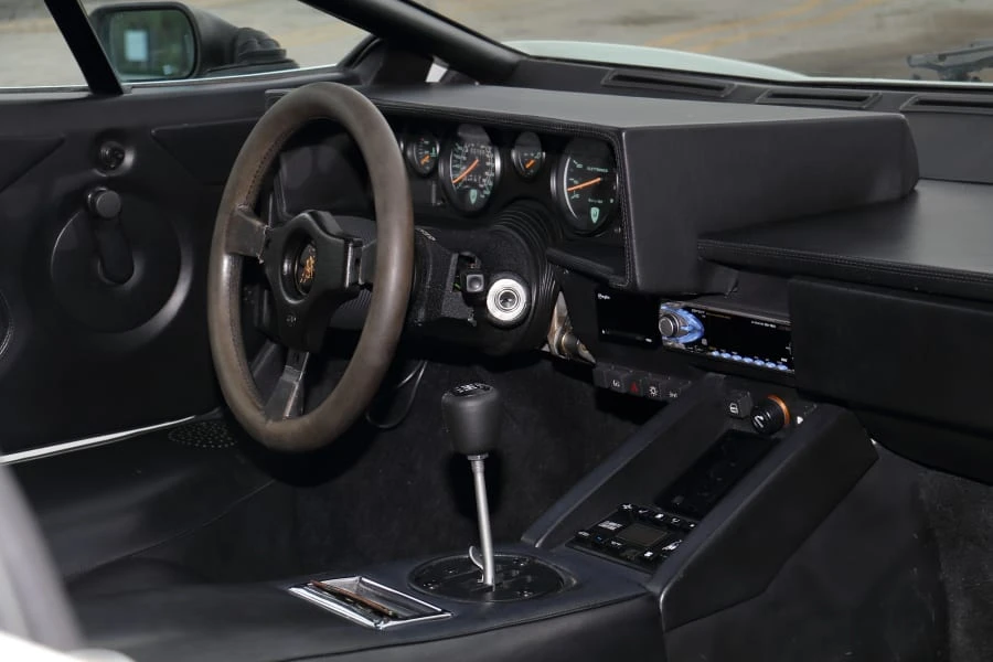 1989 Lamborghini Countach 25th Anniversary Edition - Image 22 of 31