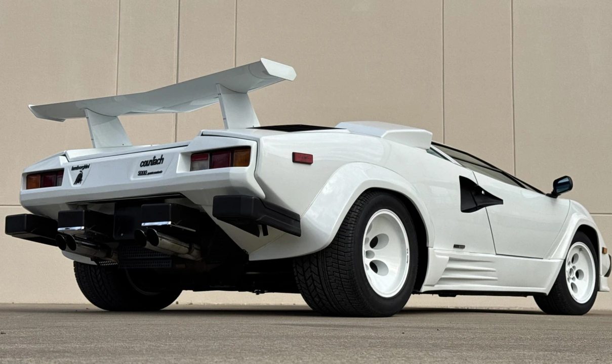 1989 Lamborghini Countach LP5000 Quattrovalvole - Image 25 of 31