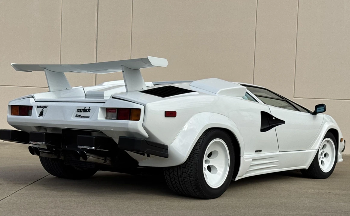 1989 Lamborghini Countach LP5000 Quattrovalvole - Image 24 of 31