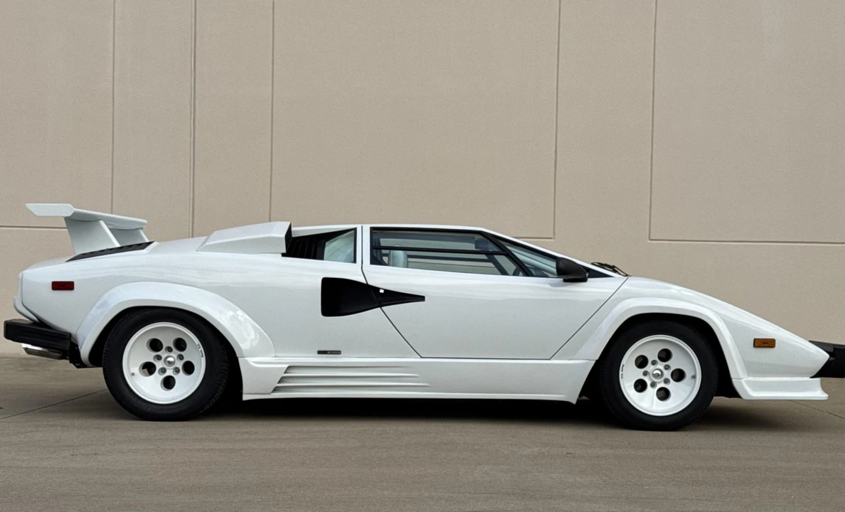 1989 Lamborghini Countach LP5000 Quattrovalvole - Image 20 of 31