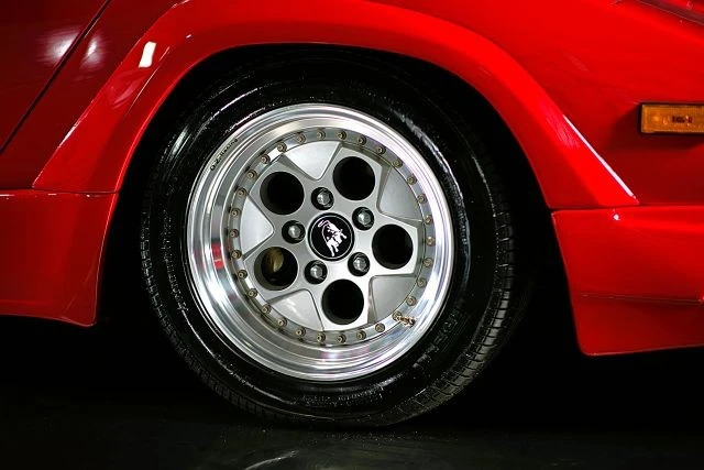 1989 Lamborghini Countach 25th Anniversary Edition - Image 27 of 27