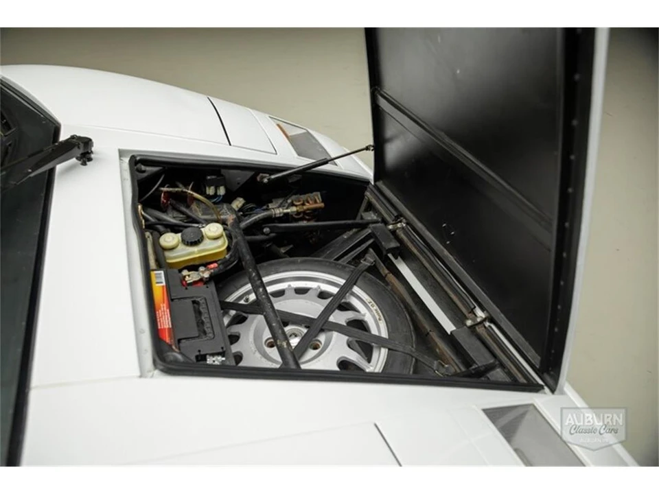 1989 Lamborghini Countach 25th Anniversary Edition - Image 30 of 31