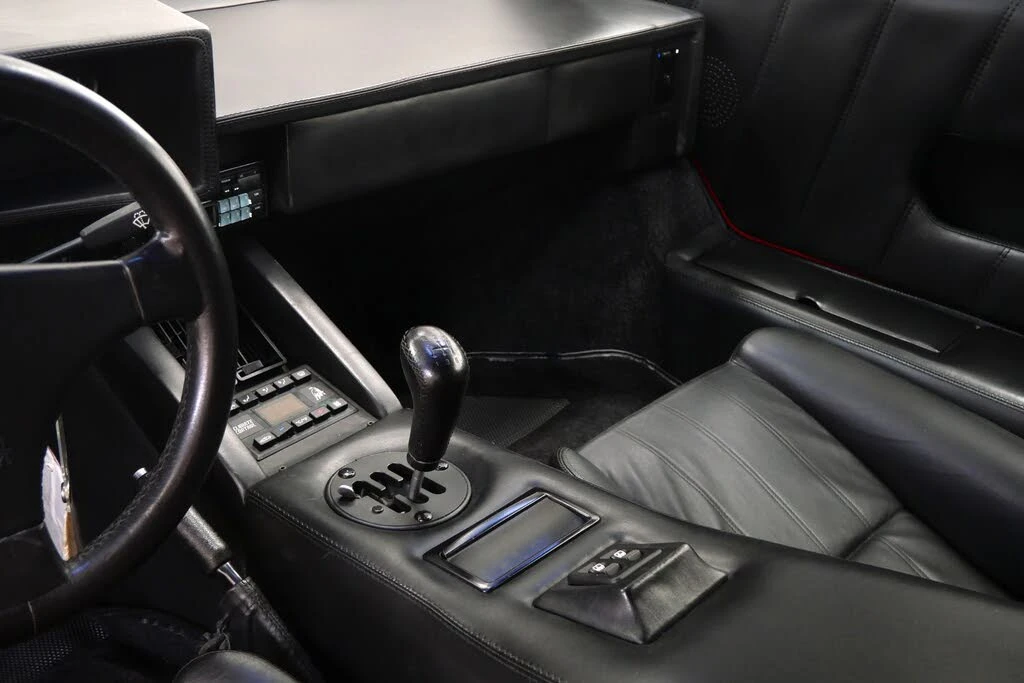 1989 Lamborghini Countach 25th Anniversary Edition - Image 28 of 31