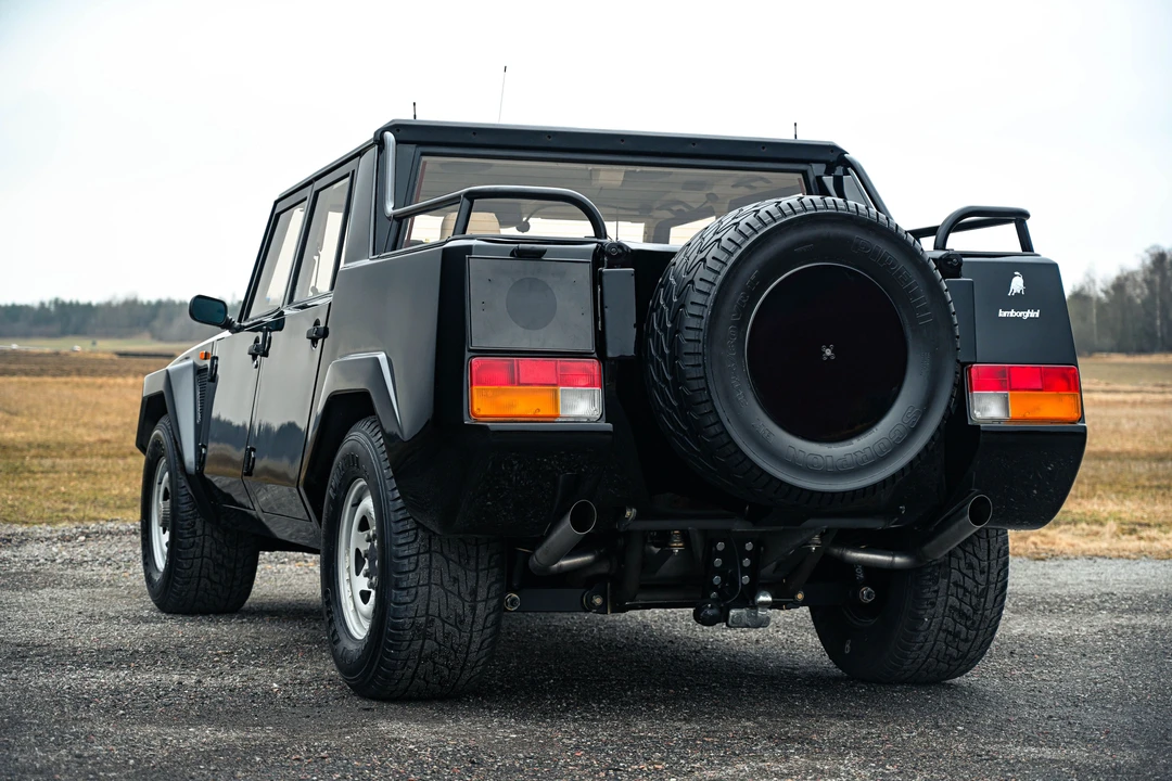 1989 Lamborghini LM002 - Image 31 of 31