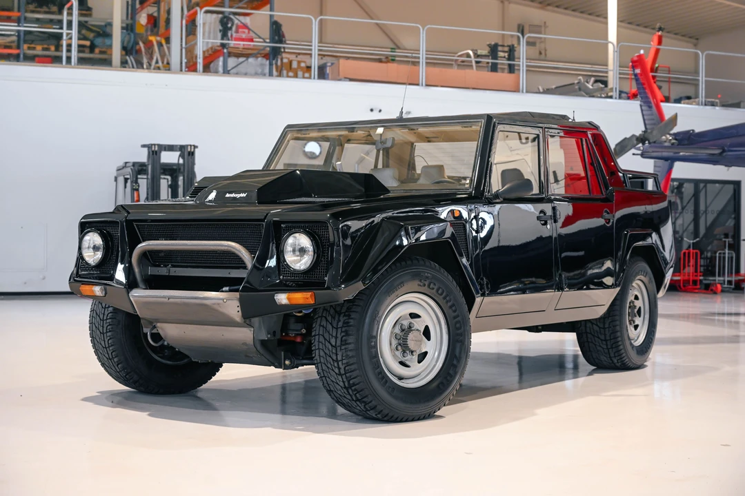 1989 Lamborghini LM002 - Image 9 of 31