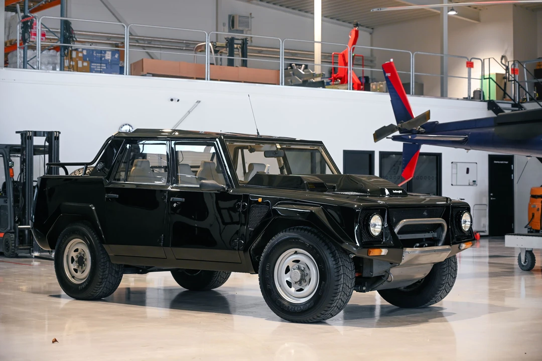 1989 Lamborghini LM002 - Image 22 of 31