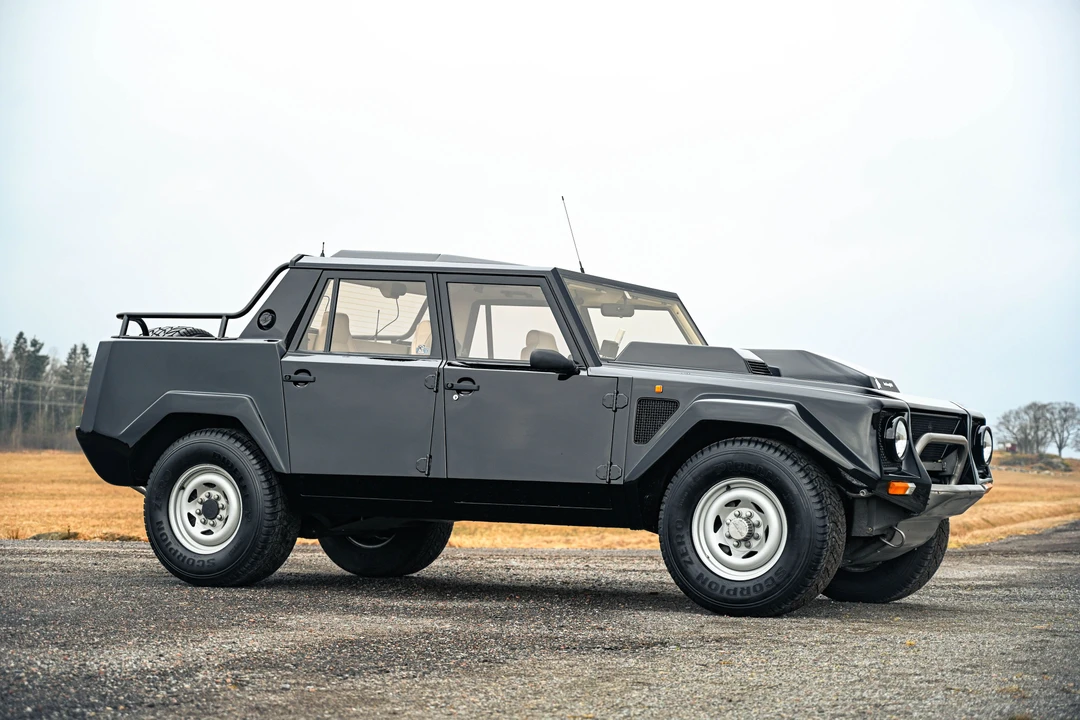 1989 Lamborghini LM002 - Image 27 of 31