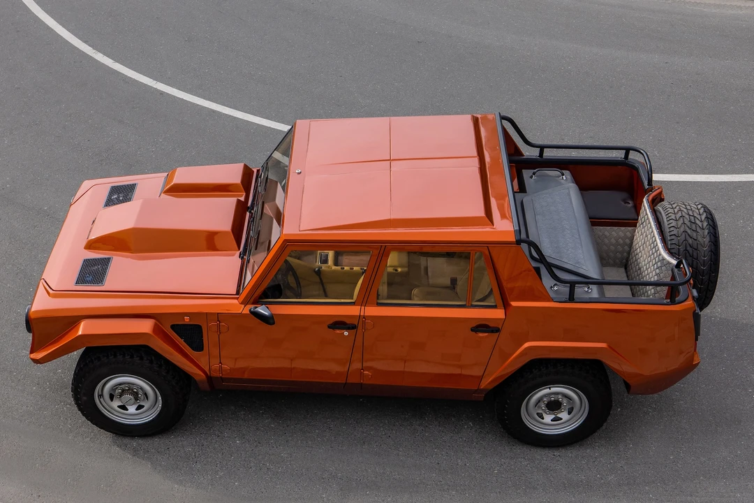 1989 Lamborghini LM002 - Image 29 of 31