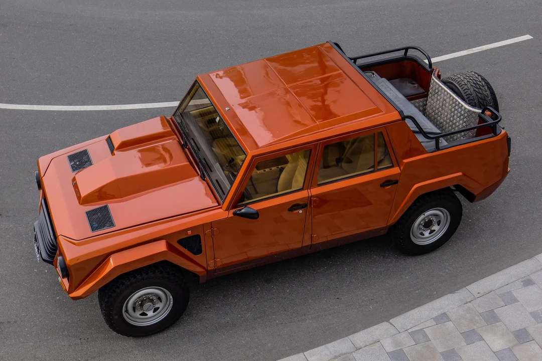 1989 Lamborghini LM002 - Image 31 of 31